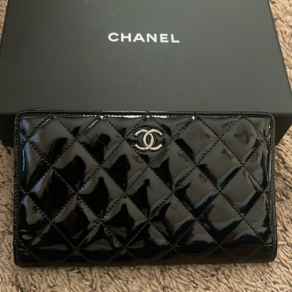 Chanel Black Patent Leather Wallet